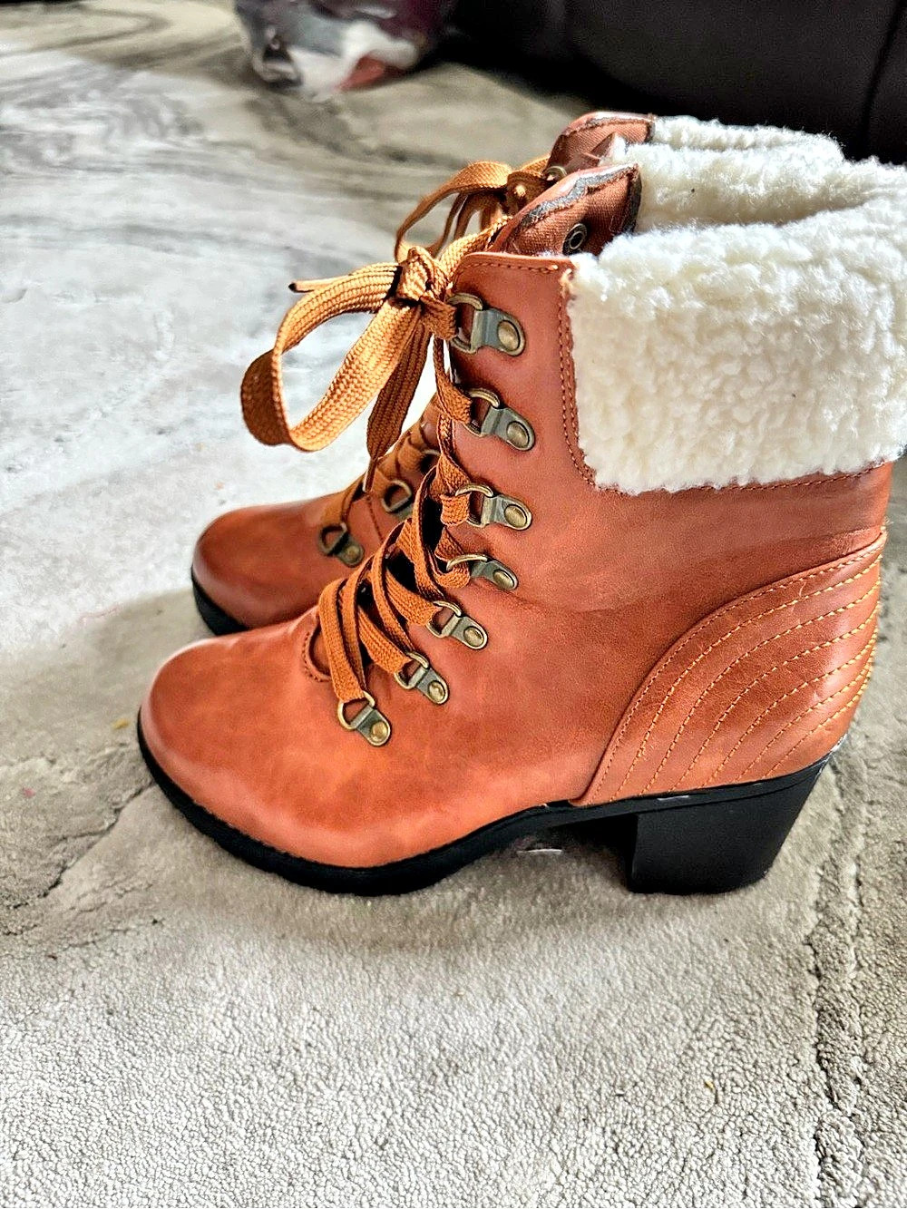Faux-Fur Cuff Ankle Boots in Brown US 8 Like New